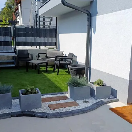 Apartmaji Stars Mavcice