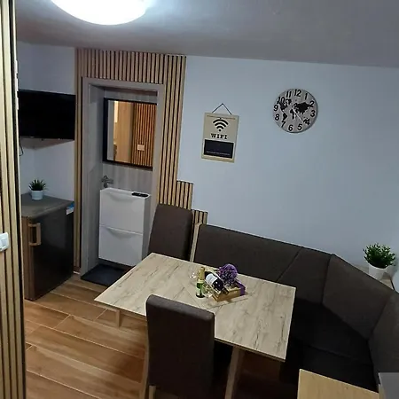 Apartmaji Stars Mavcice