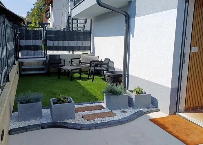 Apartmaji Stars Mavcice